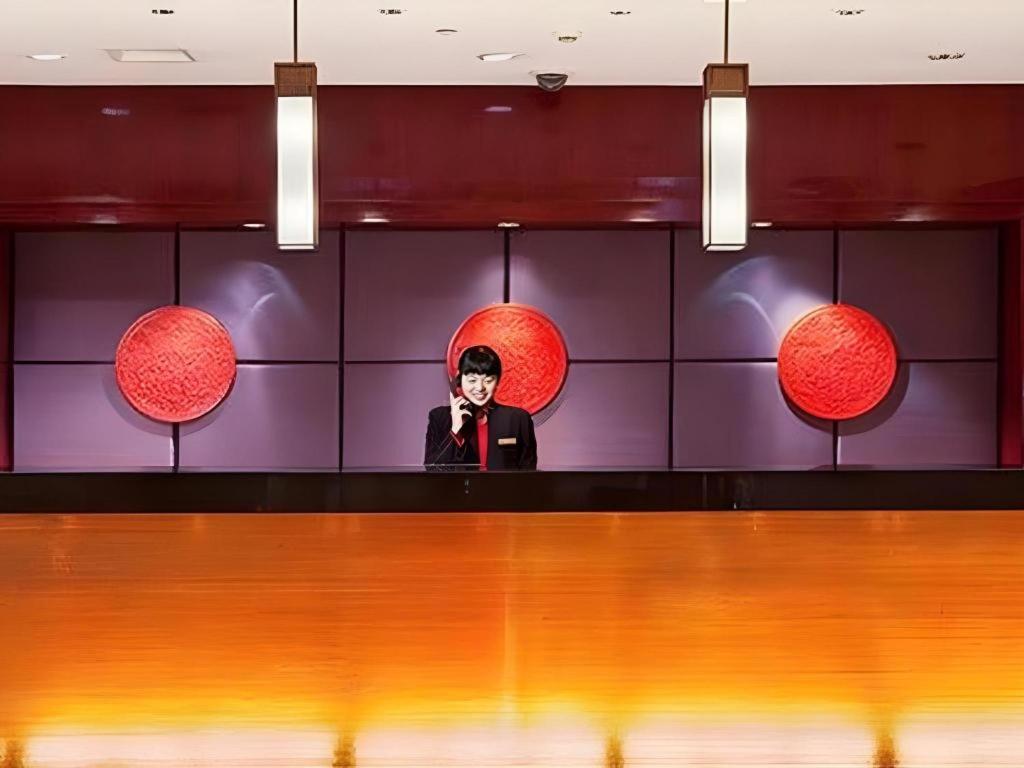 上海外高桥皇冠假日酒店 外观 照片